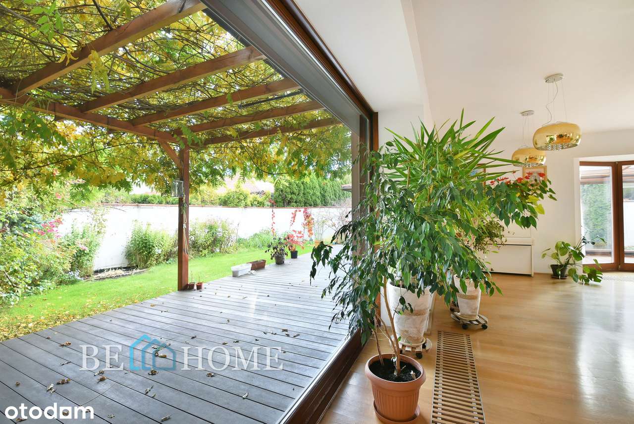 Parterowy dom 201 m2, 5 pokoi, działka 674m2, z ogrodem zimowym-9