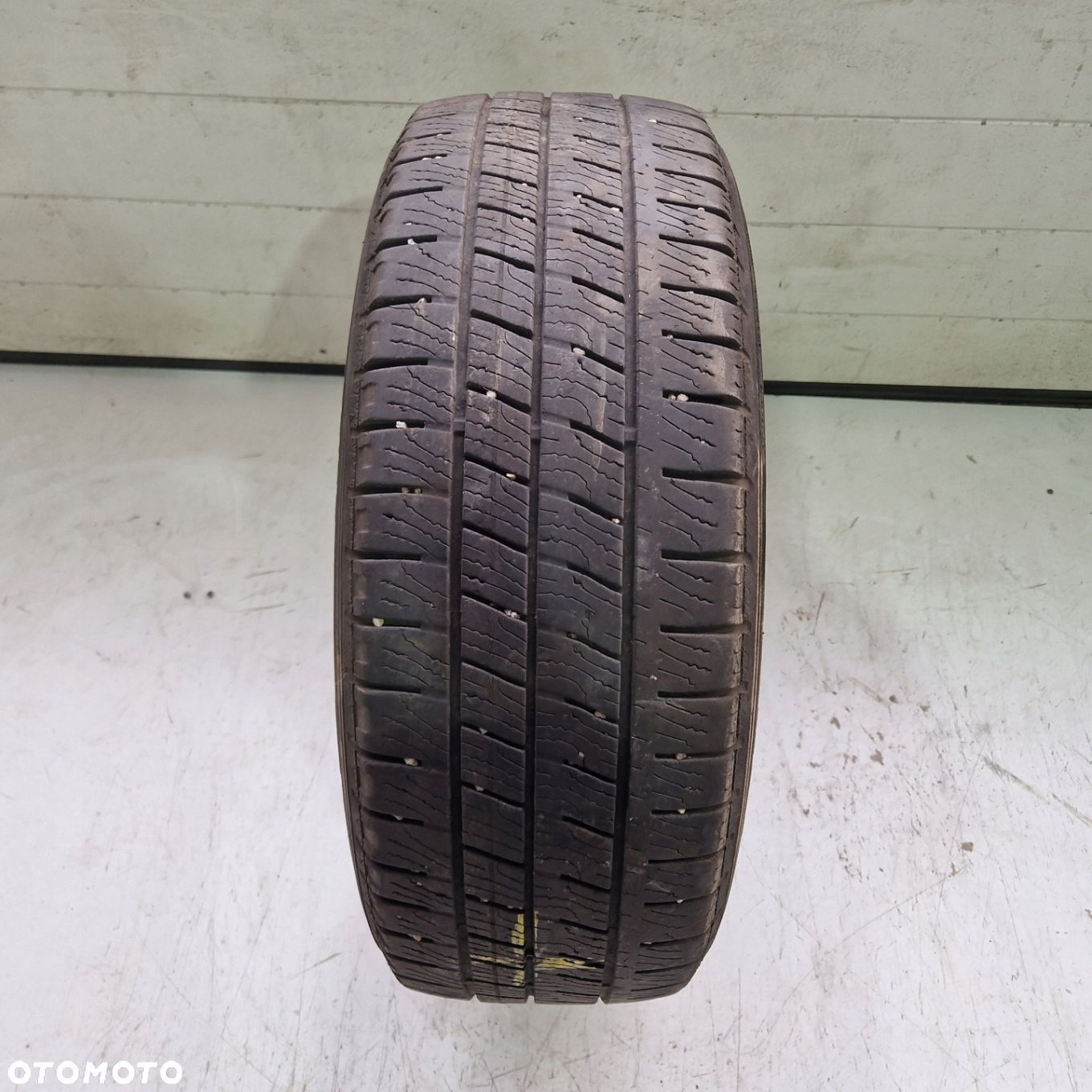 GOODYEAR CARGO VECTOR 215/65R15C 104/102T 1X 5mm 20R - 1