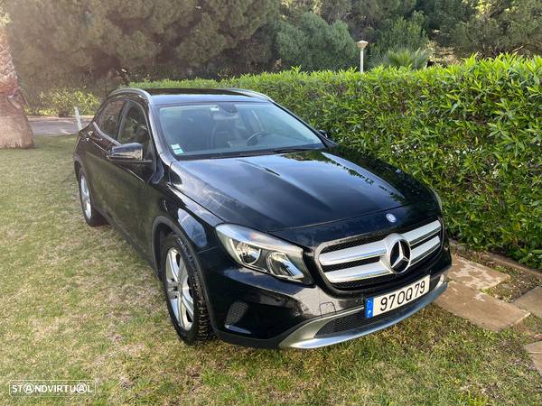 Mercedes-Benz GLA 200 CDi Urban - 2