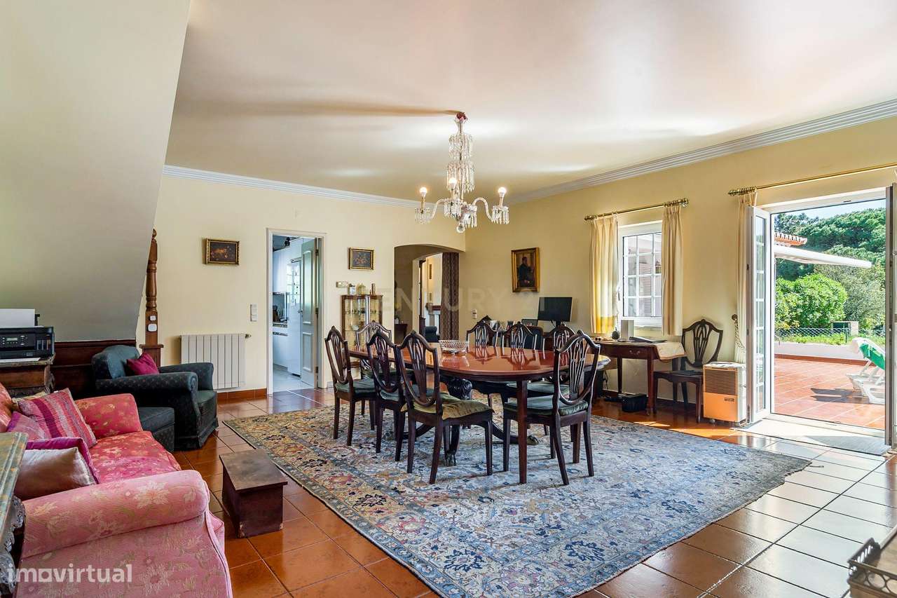 Quinta de 14000m2 com moradia T4 e piscina | Sintra-6