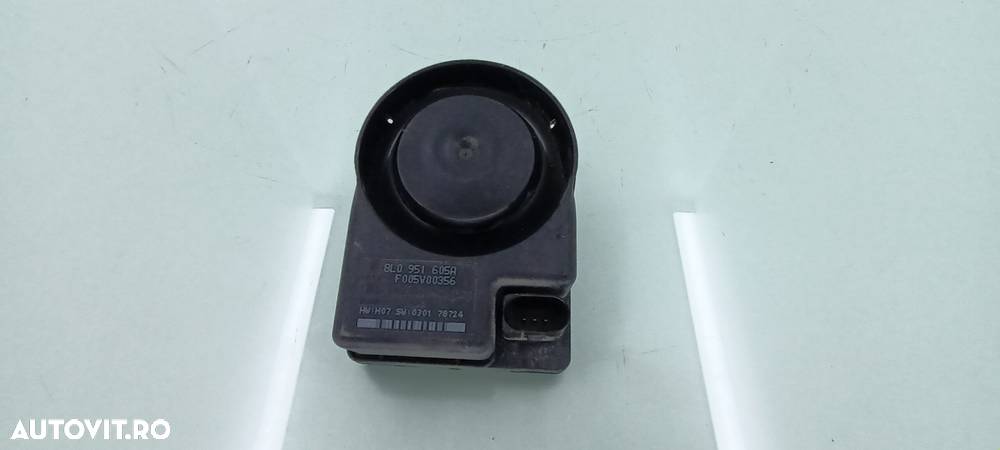 Sirena alarma Audi A4 B7 BPW 2004-2008  8L0951605A - 1