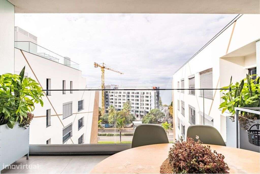 Elegância e Conforto na Estrada Monumental | T2 Perfeito, São Martinho - Grande imagem: 5/54