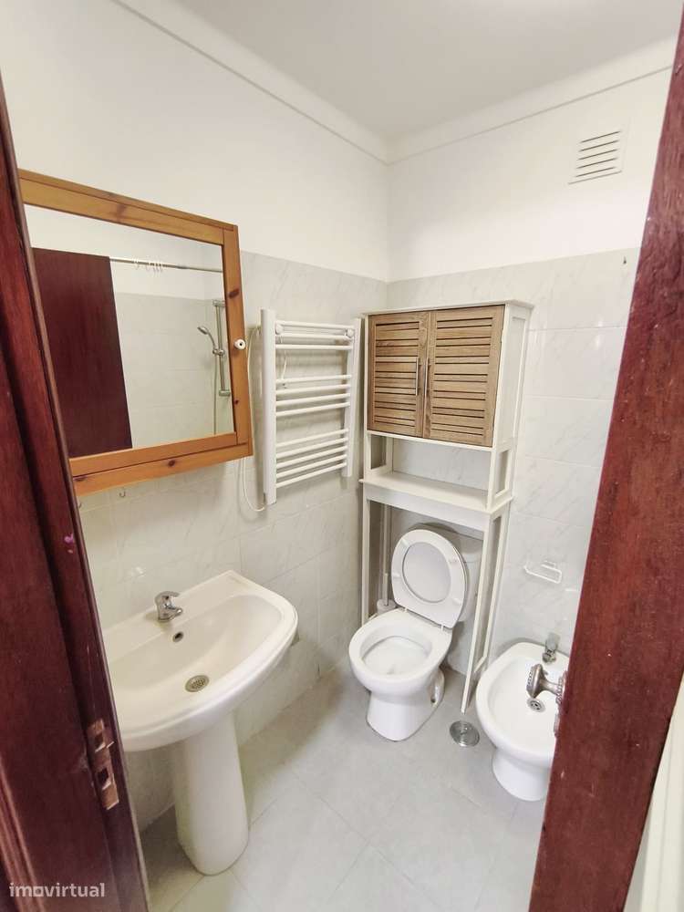 Apartamento t2 à venda , Zona Envolvente à Praça de Touros - Grande imagem: 4/15