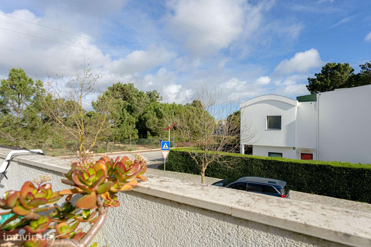 Apartamento T1+1 no Palmela Village com Piscina e 2 Lugares de Estacio-28