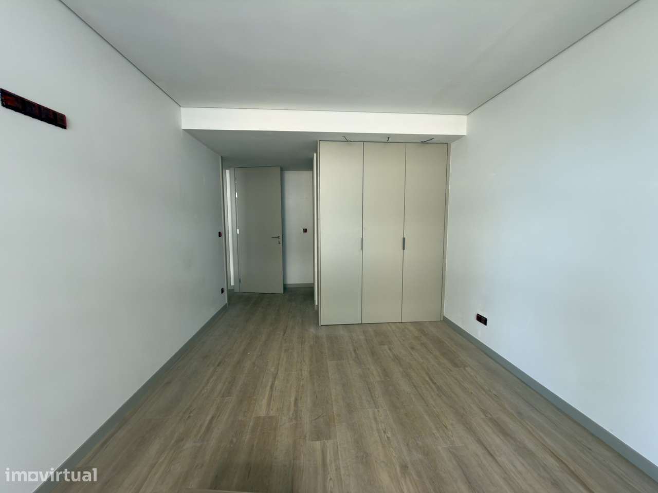 Apartamento T2 à venda em Avenida Dom João II /El Corte Inglês-4