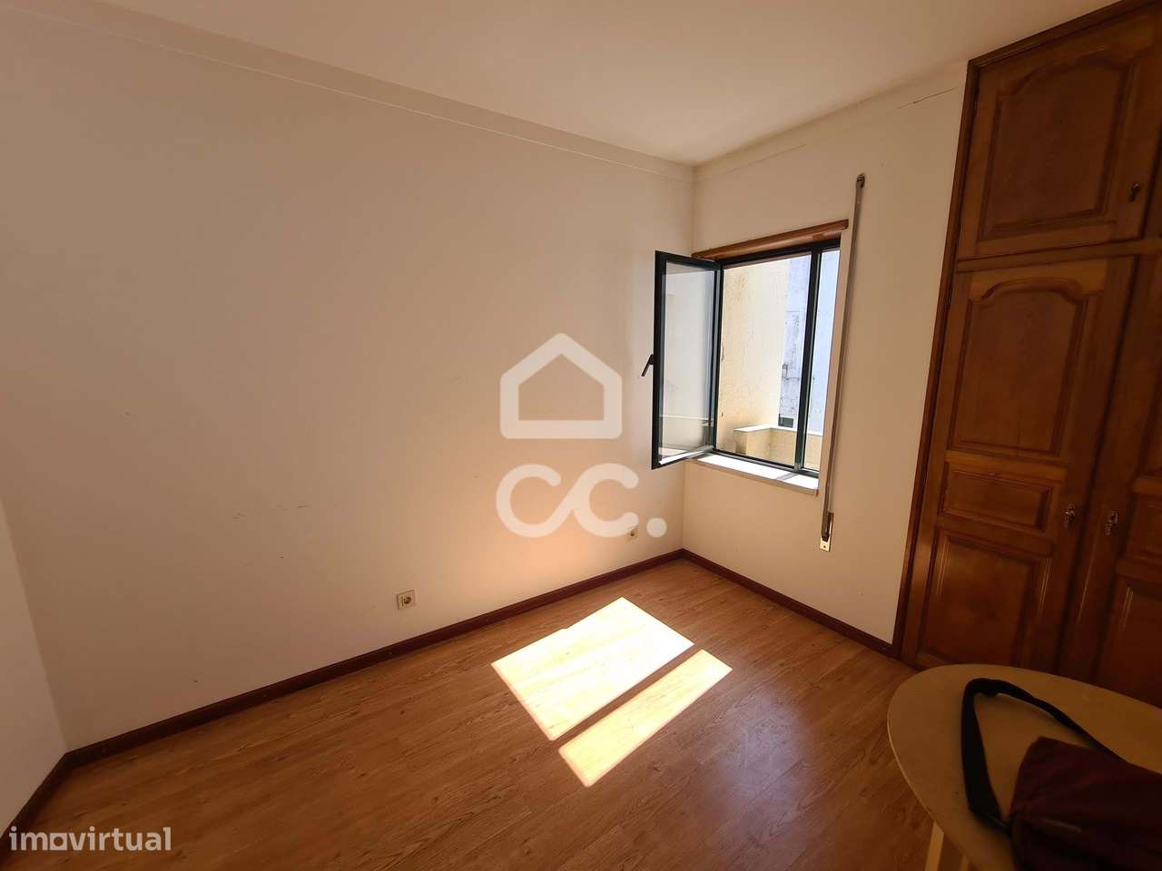 Apartamento T2 no centro de Macedo de Cavaleiros - Grande imagem: 4/9