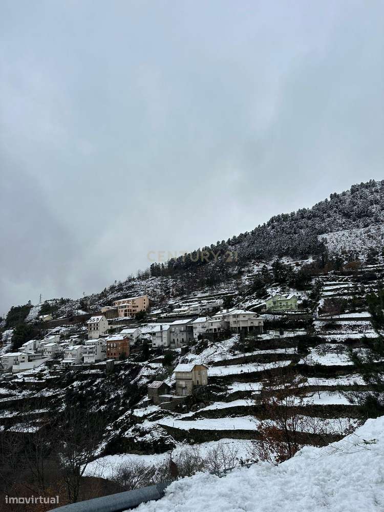 Moradia T3 na praia fluvial de Loriga, Seia, Serra da Estrela-20