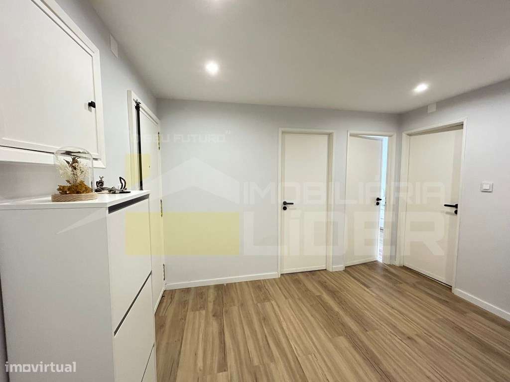 Apartamento T2 em Olival Basto Odivelas.-8
