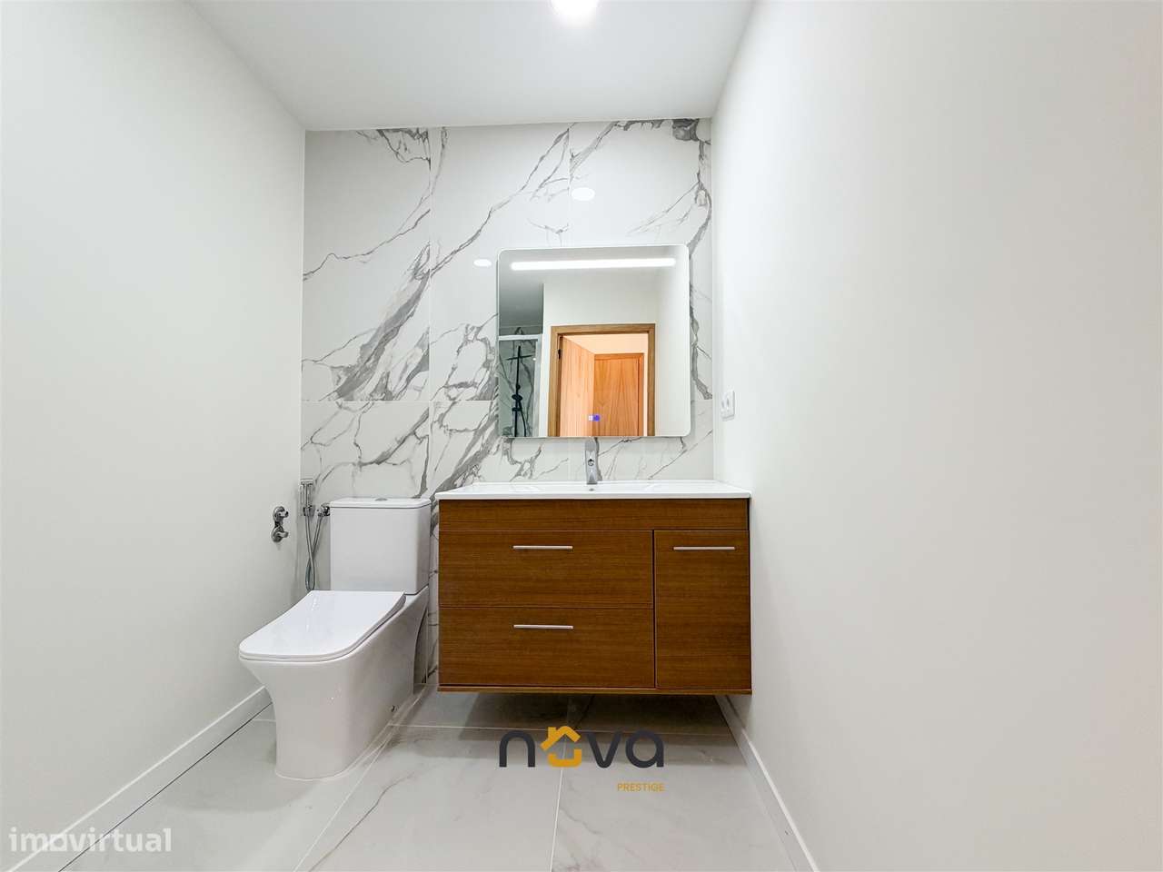 Apartamento T2 com terraço em Vila do Conde-19