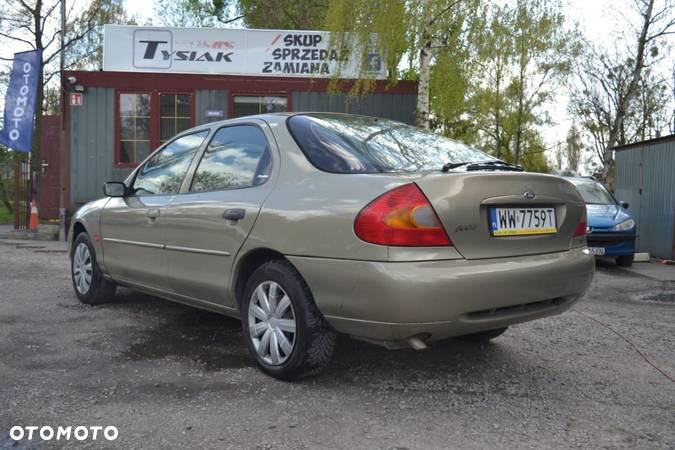 Ford Mondeo - 2