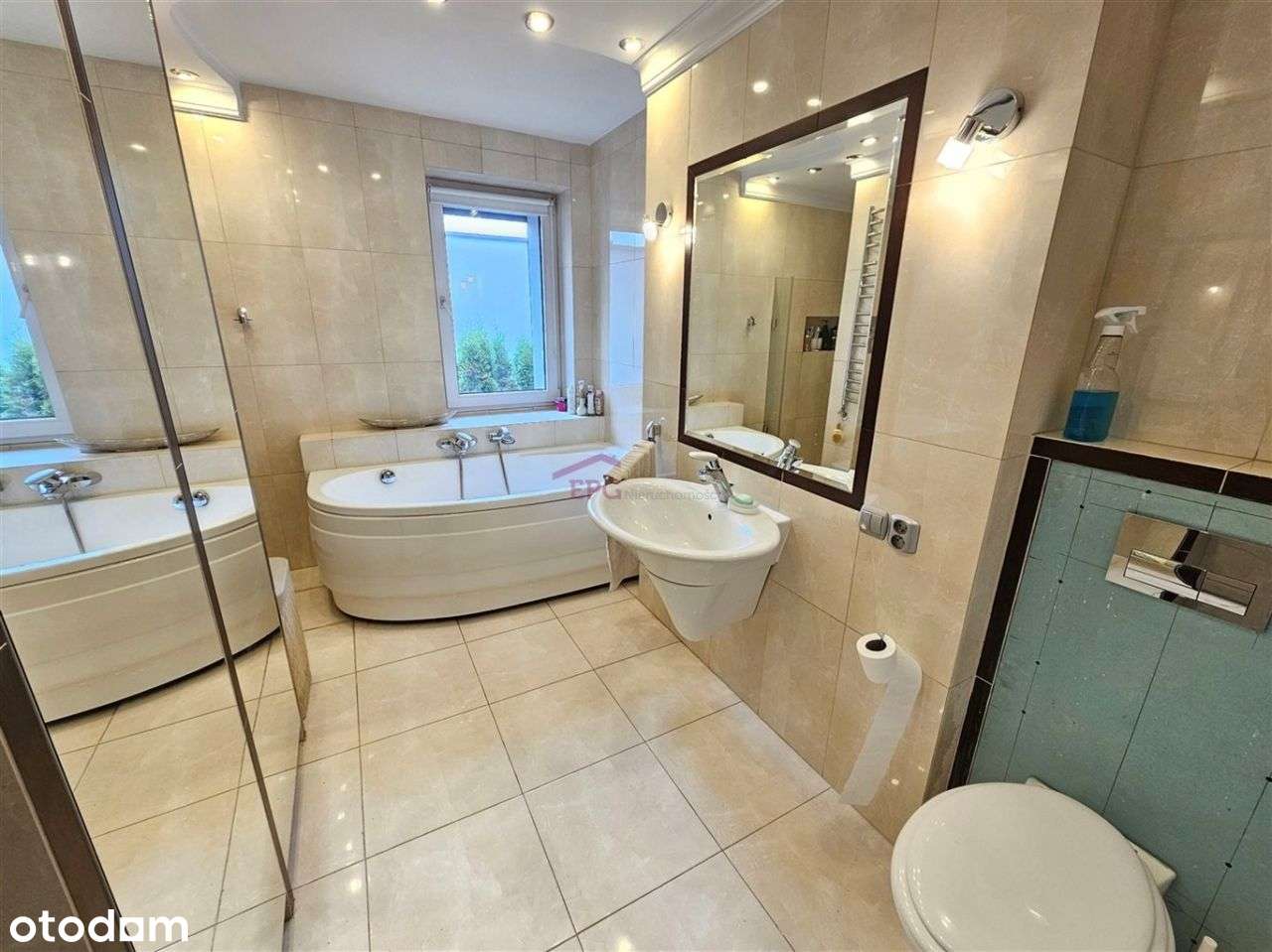 Dom idealny dla rodziny i biznesu!-9