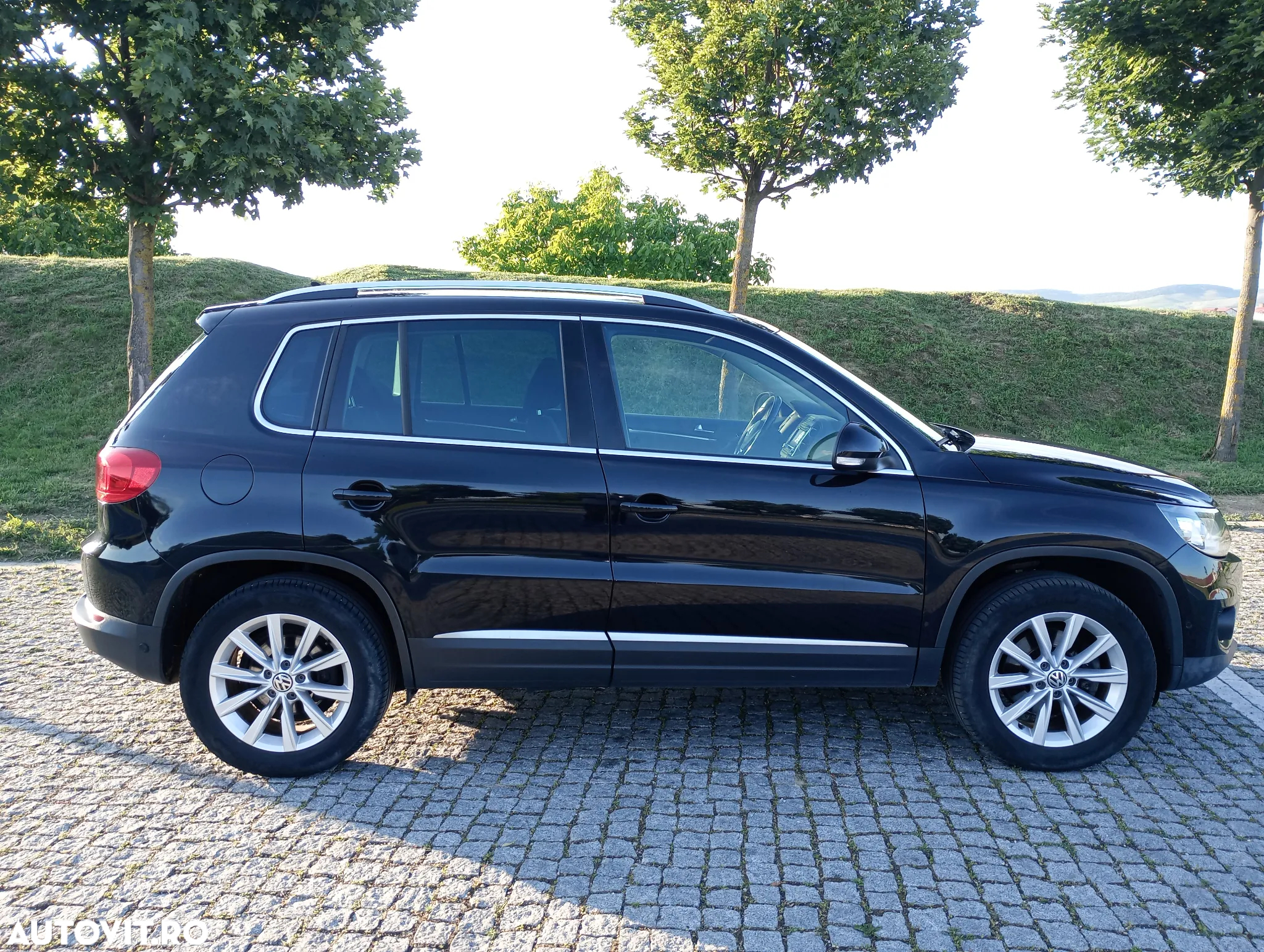 Volkswagen Tiguan - 19