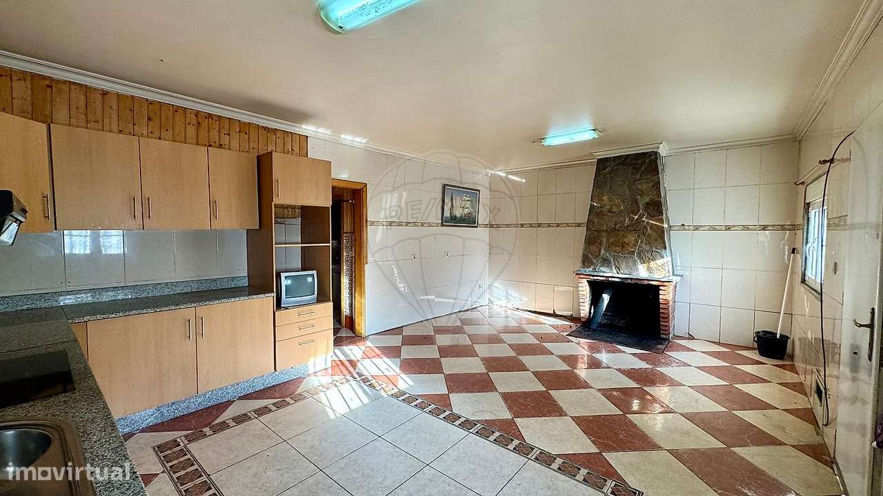 Moradia T3 para venda-7