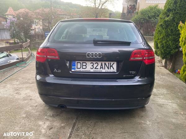 Audi A3 Sportback 2.0 TDI S-tronic Ambition - 15