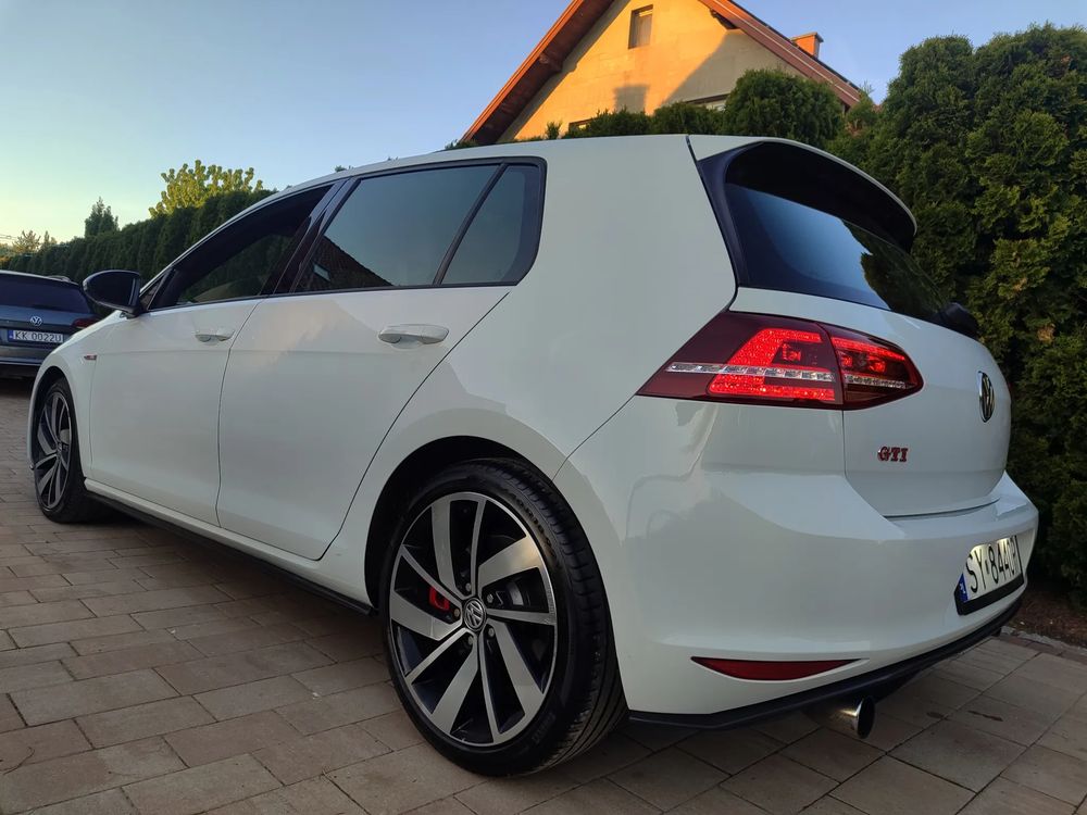 Volkswagen Golf VII GTI (BlueMotion Technology) DSG 2017