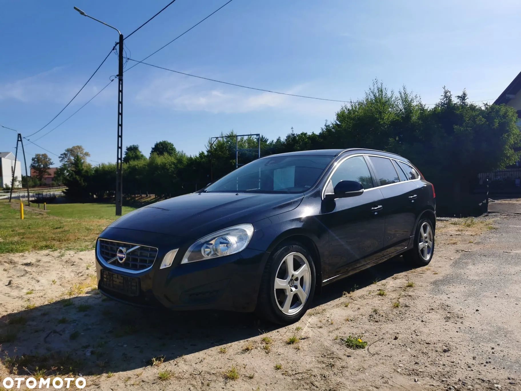 Volvo V60 DRIVe - 1