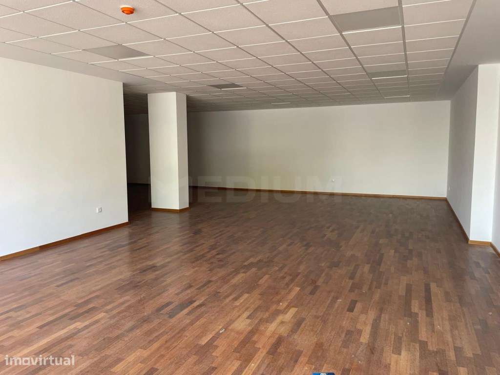 Loja na cidade - Grande imagem: 3/8