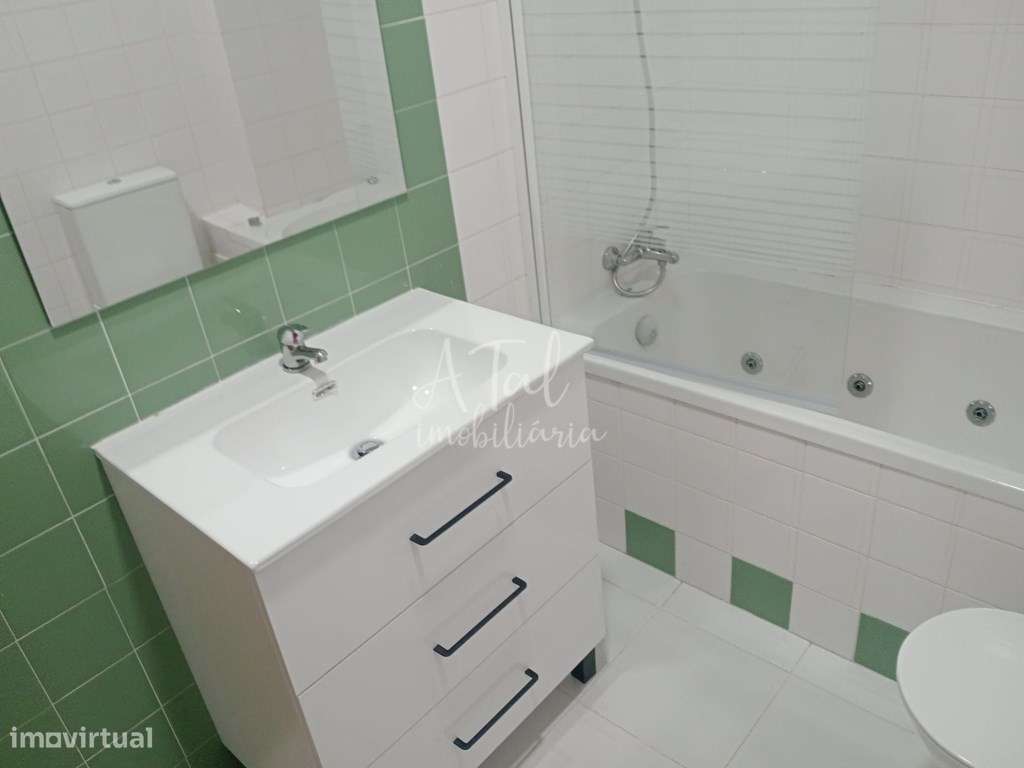 Apartamento T3 totalmente remodelado-12