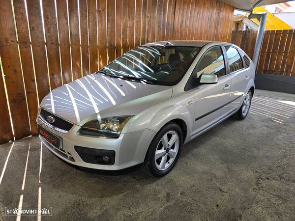 Ford Focus - 1