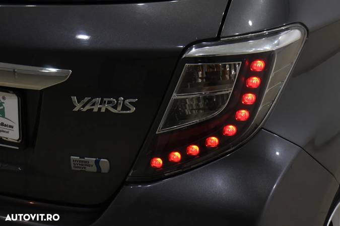 Toyota Yaris - 24