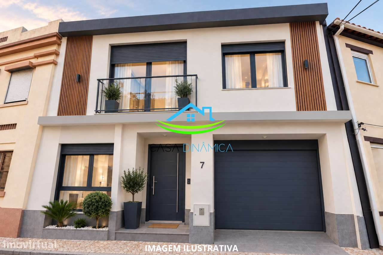 Moradia T4 com Garagem e Terraço em Tavarede-0
