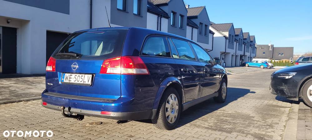 Opel Vectra 1.8 Essentia EasyTronic - 4