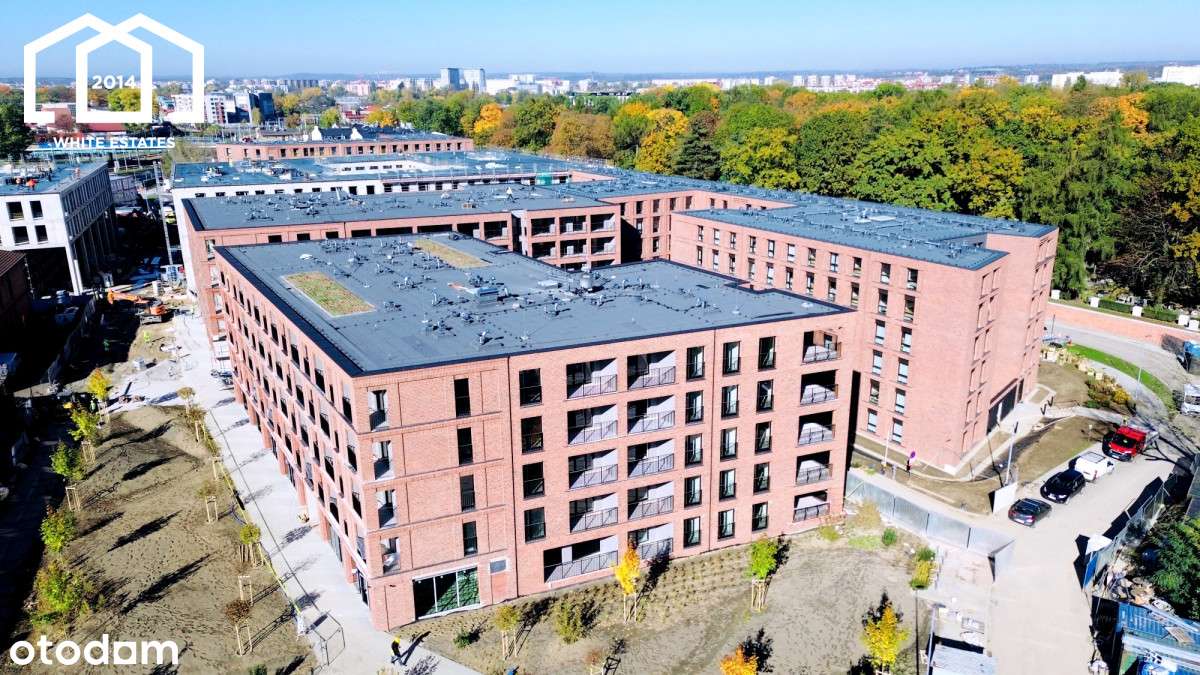 Stare Miasto-Kawalerka z tarasem i ogrodem-5