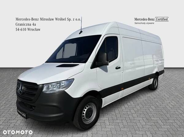 Mercedes-Benz Sprinter - 2