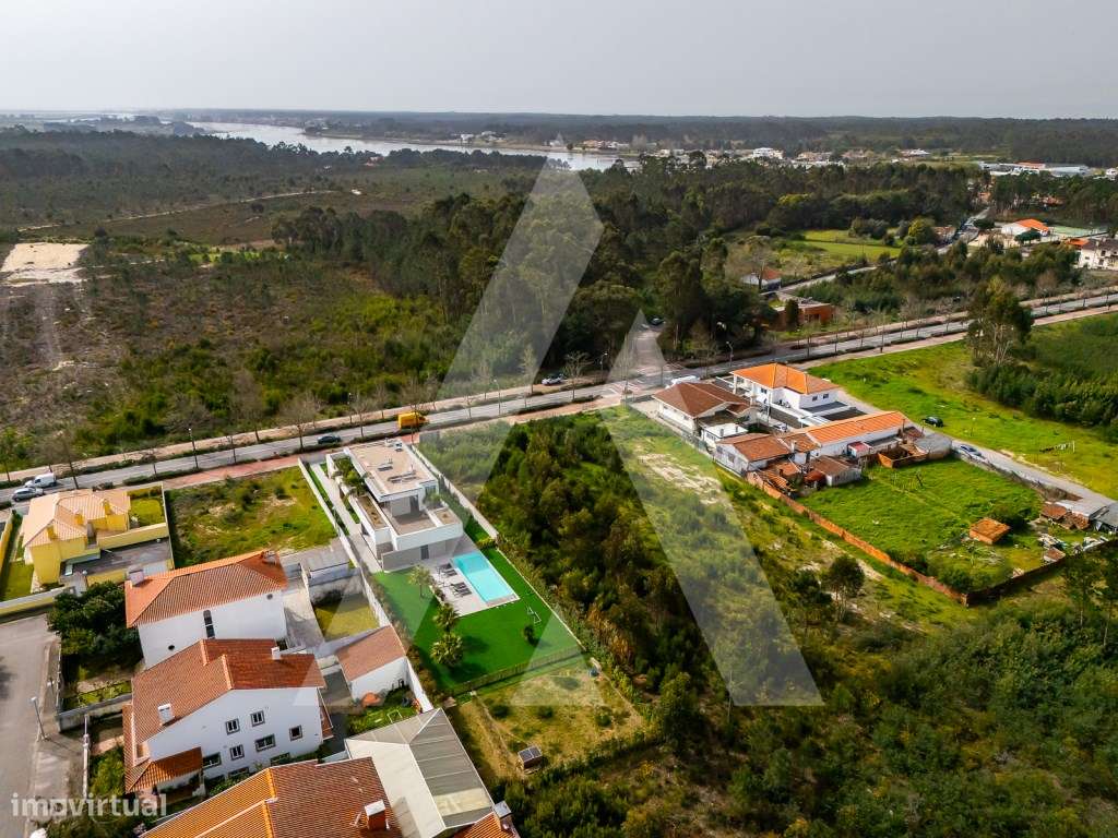 Terreno com 4115M2 - Avenida da Régua, Ovar-8