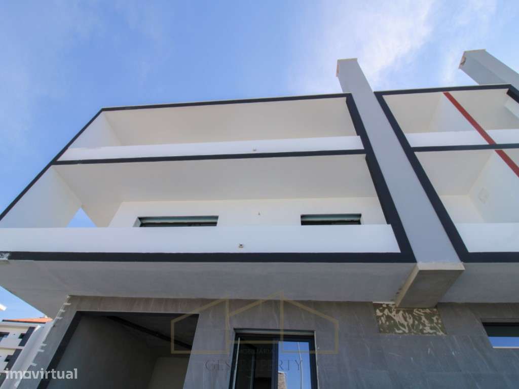 Apartamento T3 Duplex em Pinhal Novo-39