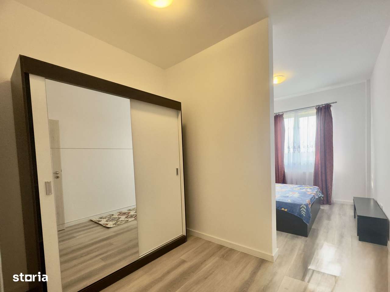 Giroc, Decomandat, Loc de parcare - Imagine principală: 4/13