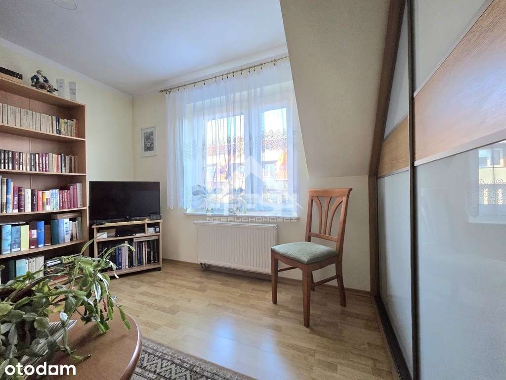 Dom skrajny w szeregu z garażem i działką-15