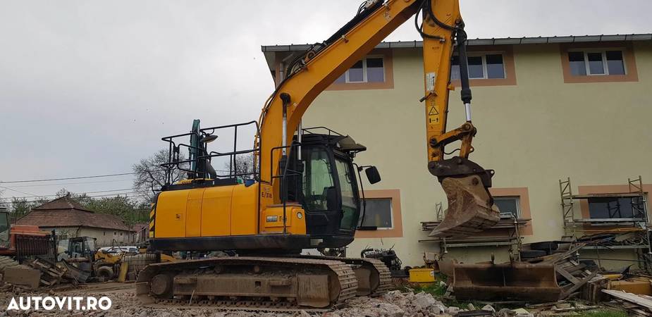 JCB JS 145 Excavator pe senile - 4