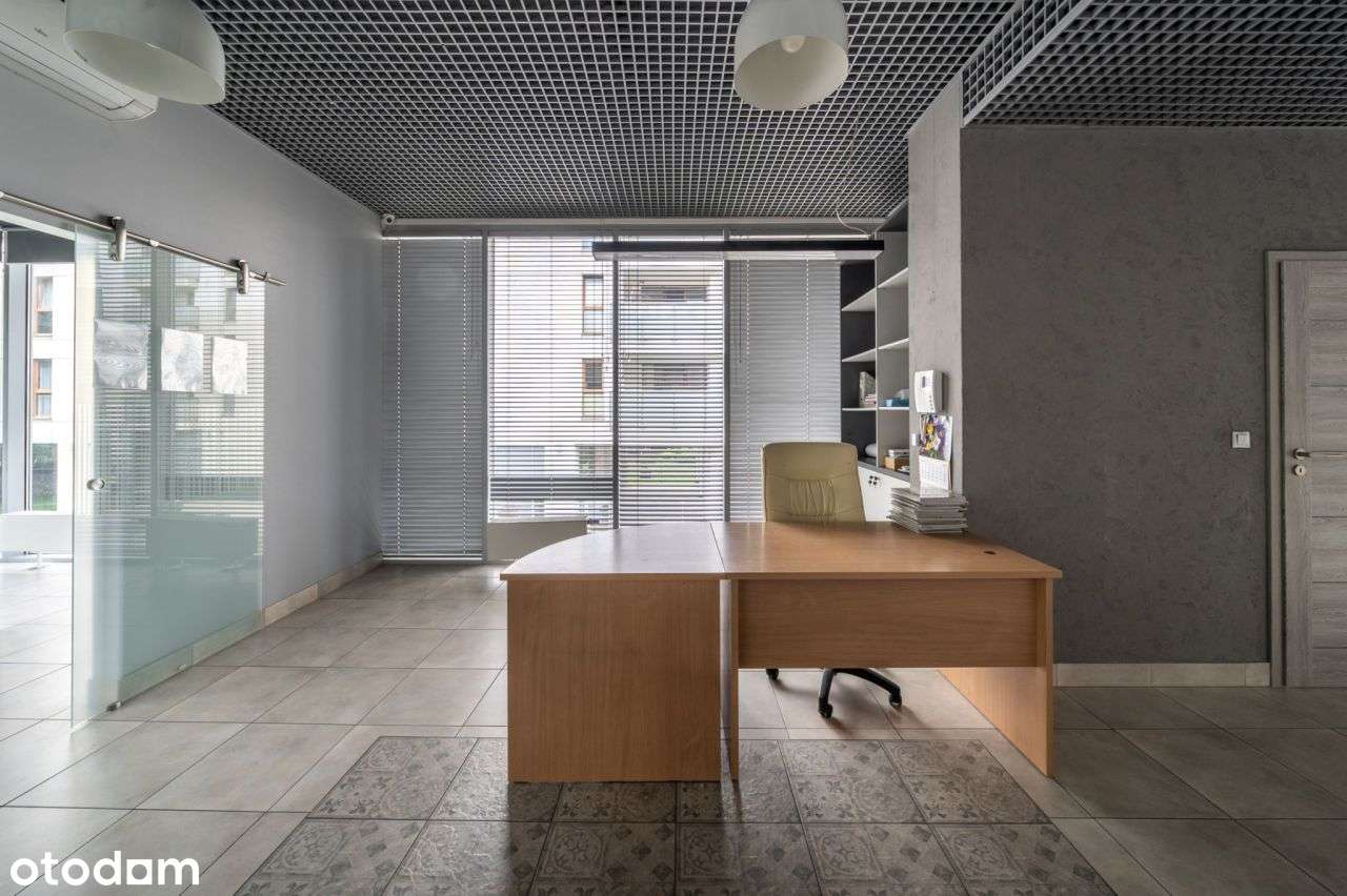 Reprezentacyjne biuro,gabinety,kancelaria.Inne usł-12