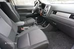 Mitsubishi Outlander 2.0 Intense 2WD - 16