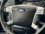 Ford S-Max - 32