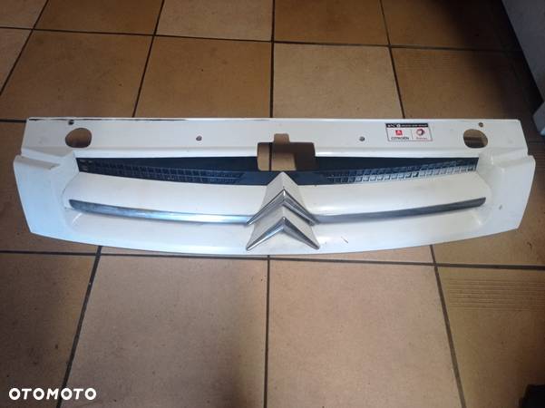 Citroen berlingo 1 lift 2 02-08 grill atrapka biała - 1