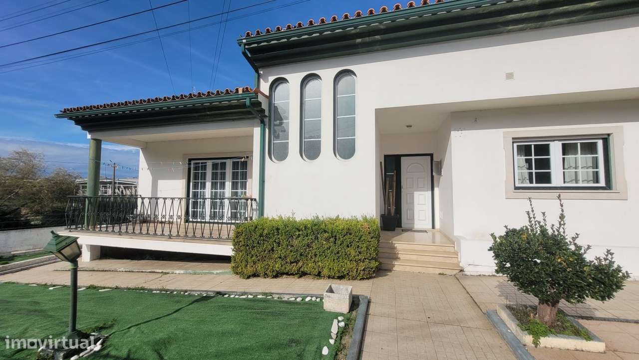 Moradia T4 com piscina na Figueira da Foz-29