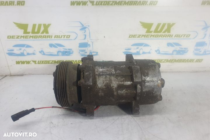 Compresor clima AC sd7h15 1.6 b Renault Clio 2 seria - 1