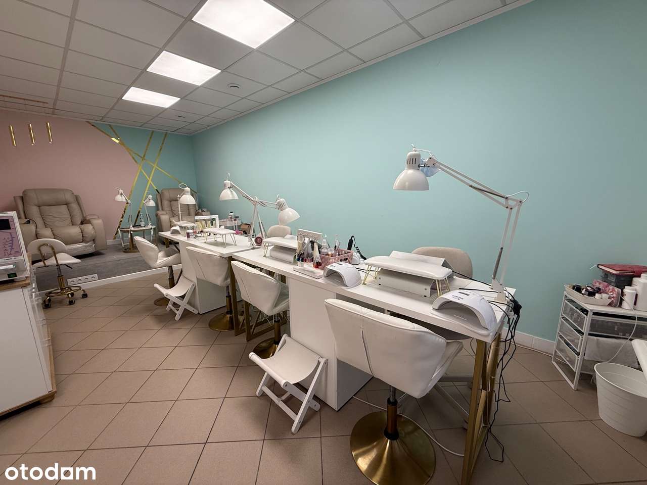 Na sprzedaż: w pełni wyposażony, działający salon kosmetyczny — Wola - Pełny obrazek: 5/14