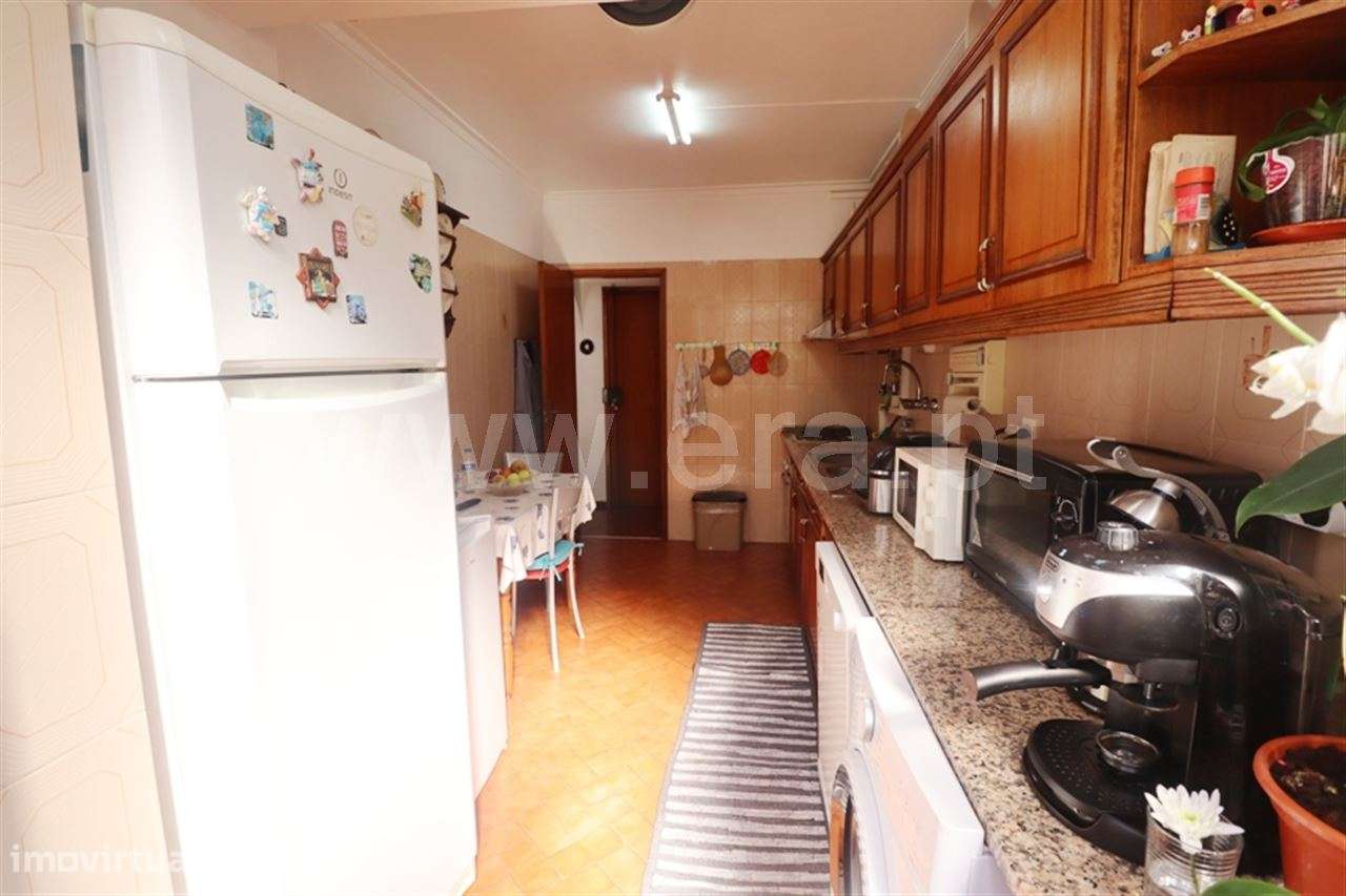 Apartamento t2; Laranjeiro-6