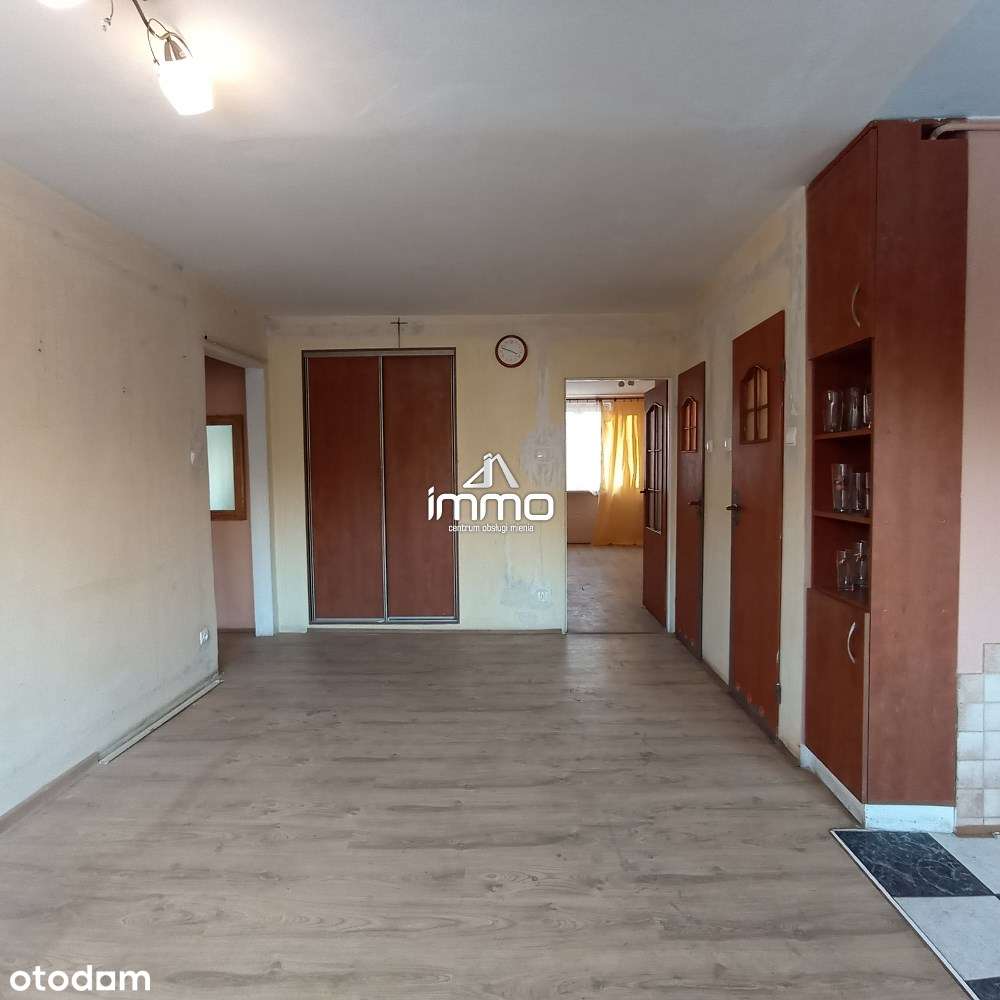 OLEŚNICA ,FUNKCJONALNE M3 z piwnicą w centrum miasta-6