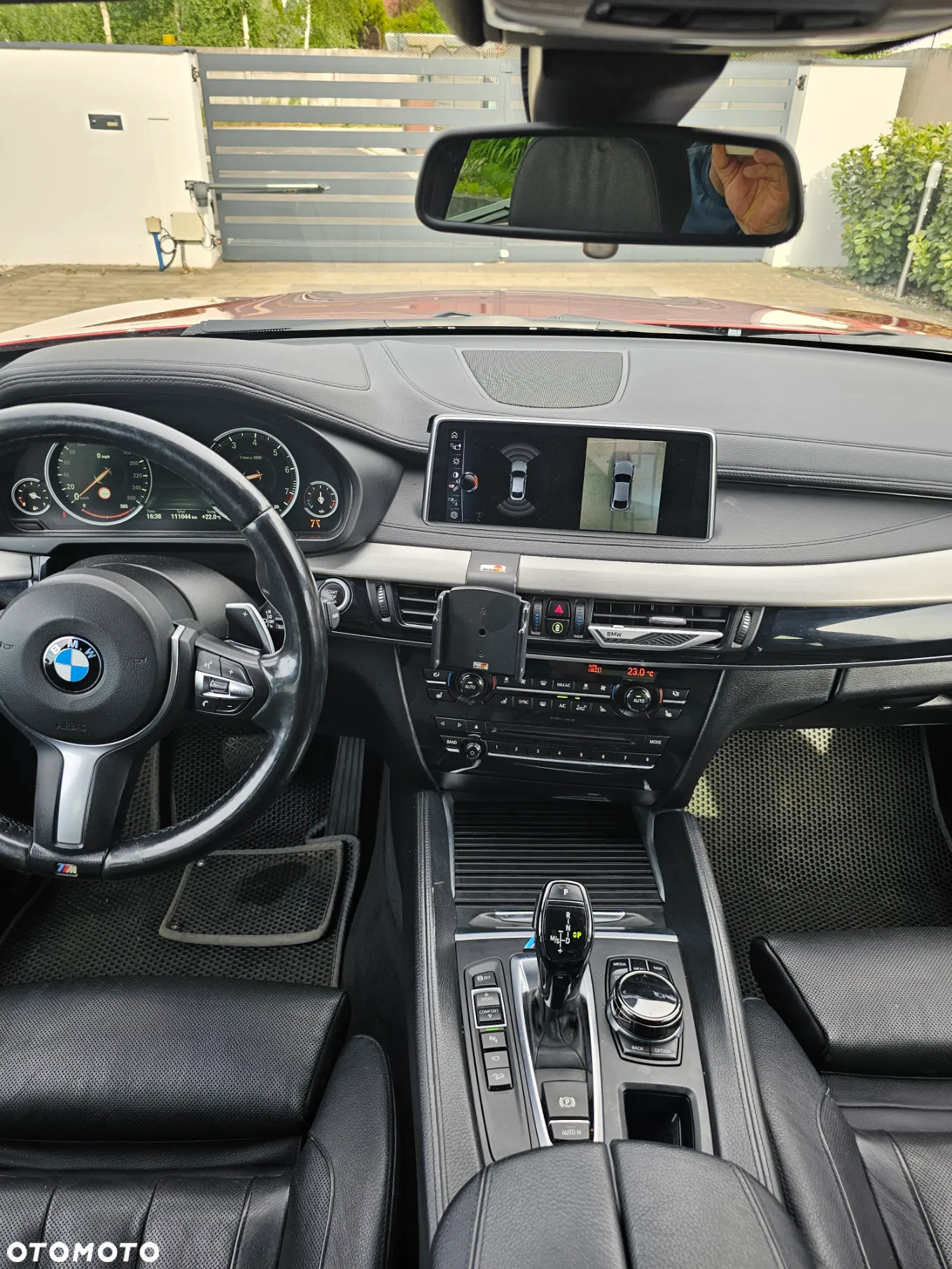 BMW X6 xDrive50i - 14