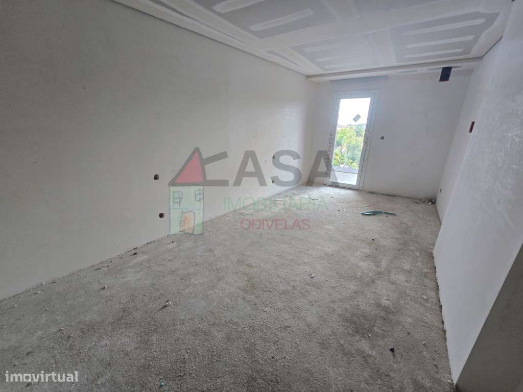 Apartamentos T2 e T3 em Caneças-9