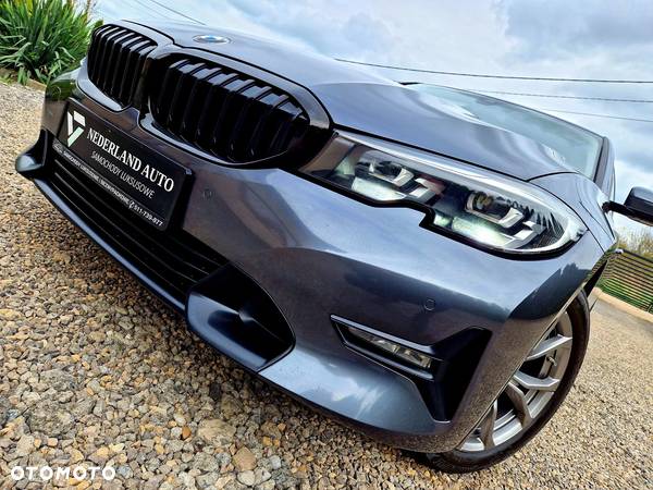 BMW Seria 3 320d Sport Line Shadow - 38