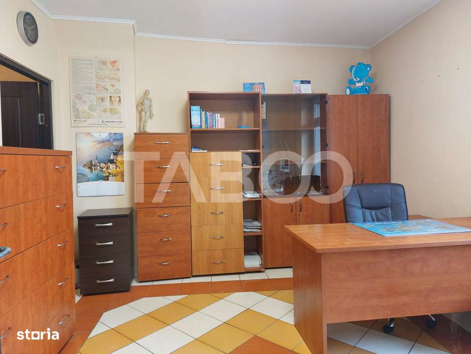 Cabinet medical de vanzare 3 camere 50 mp mobilat central Cisnadie - Imagine principală: 1/10