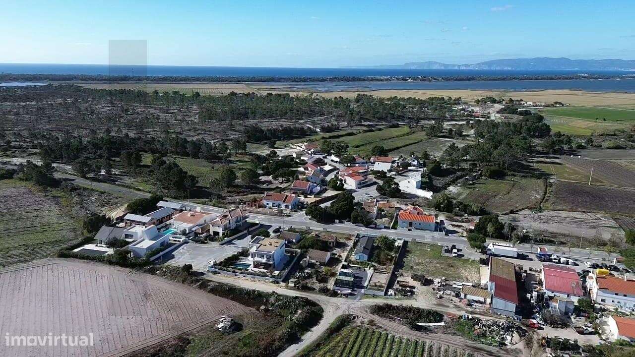 Terreno Urbano - Grande imagem: 3/16