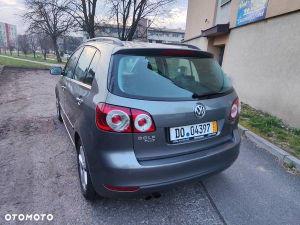 Volkswagen Golf Plus - 9