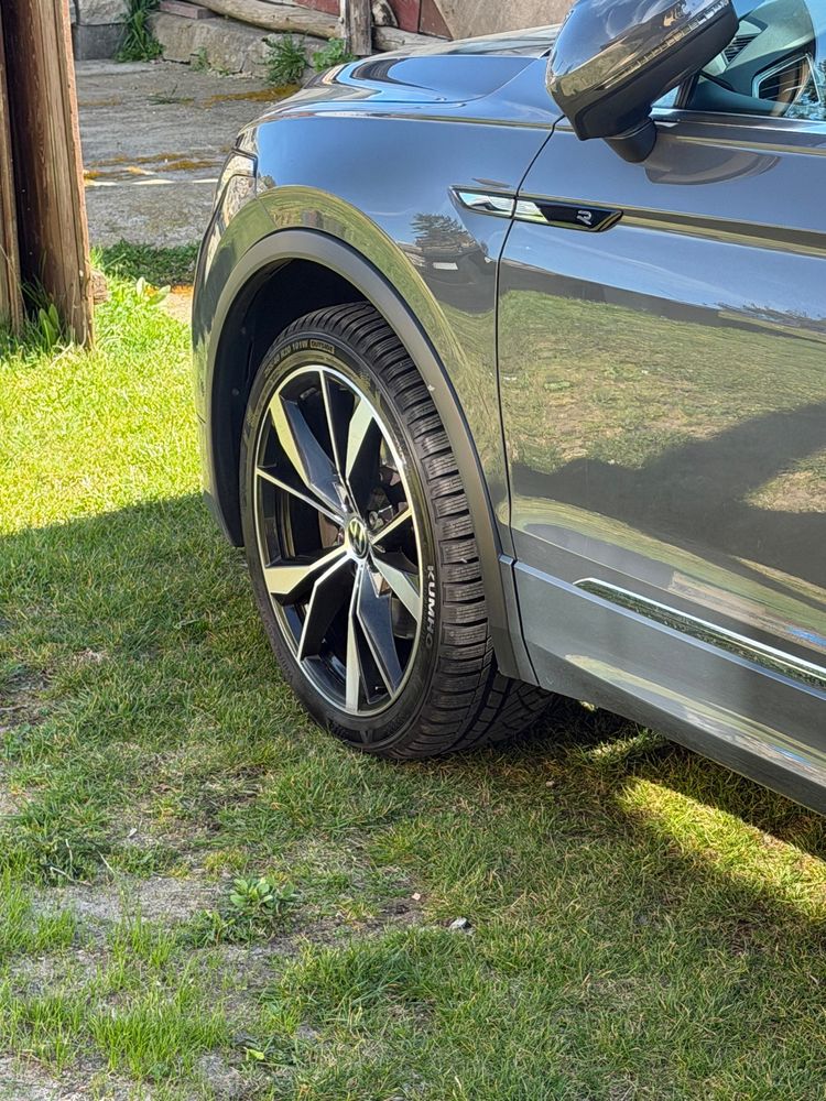 Volkswagen Tiguan II 2.0 TDI SCR 4MotION DSG R-Line 2021