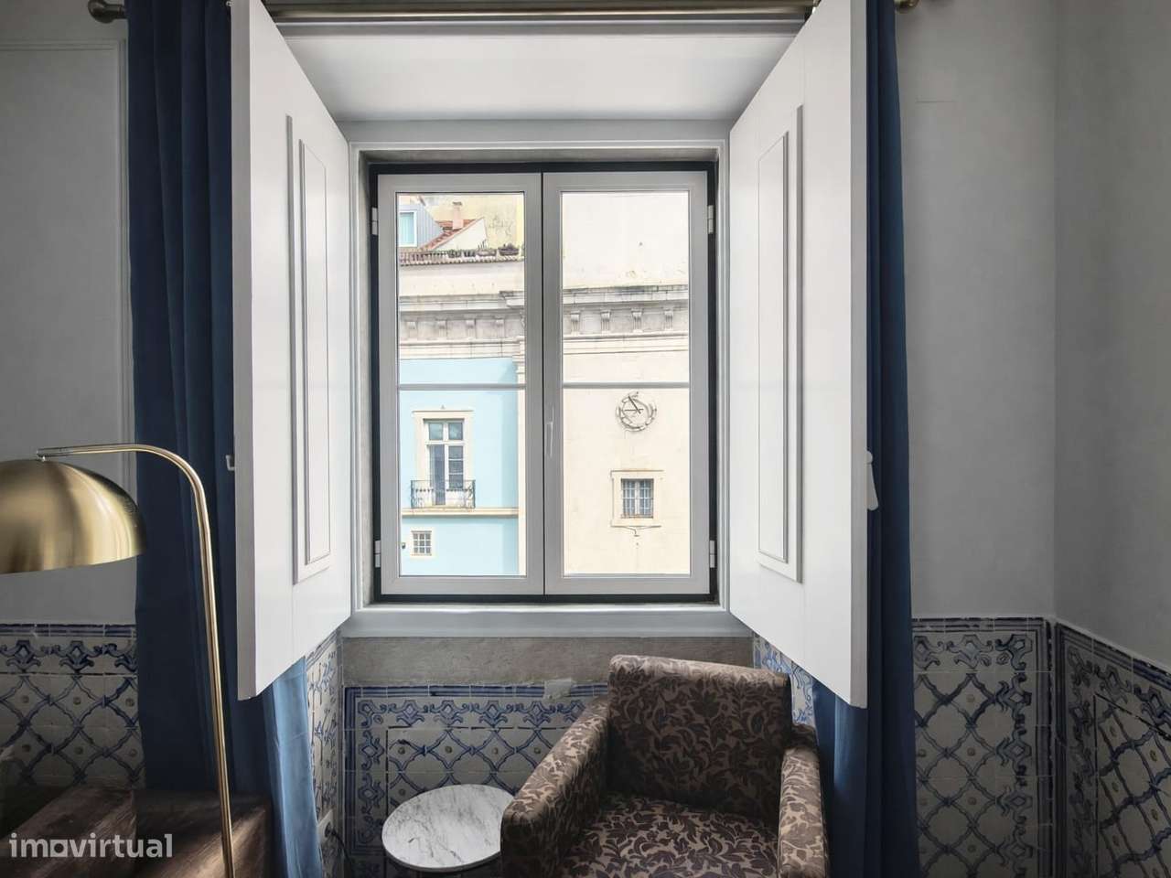 T2 de charme no Chiado | Traça pombalina | Mobilado | Pronto a habitar - Grande imagem: 4/32